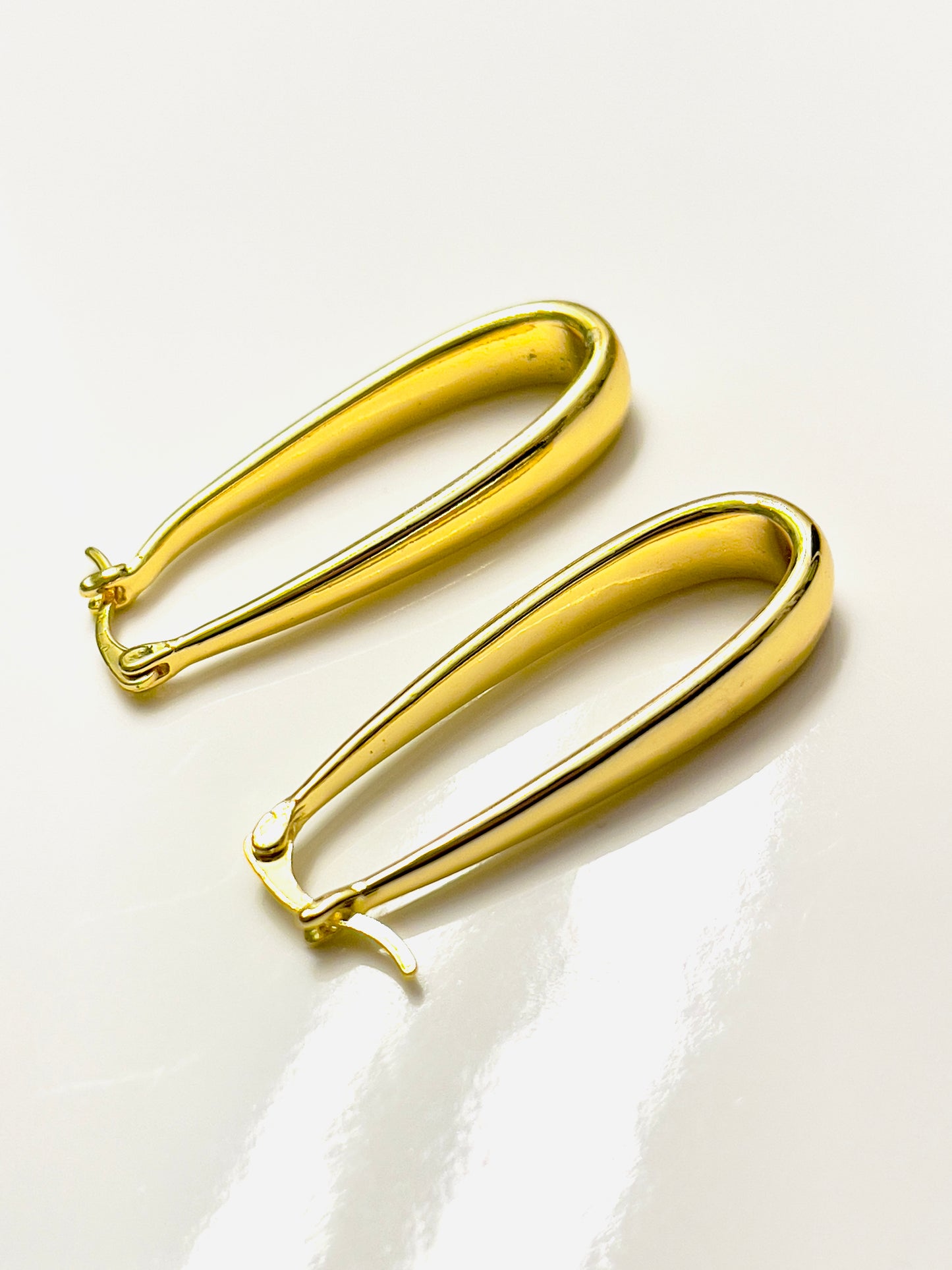Liza 18K Gold Oval Hoops