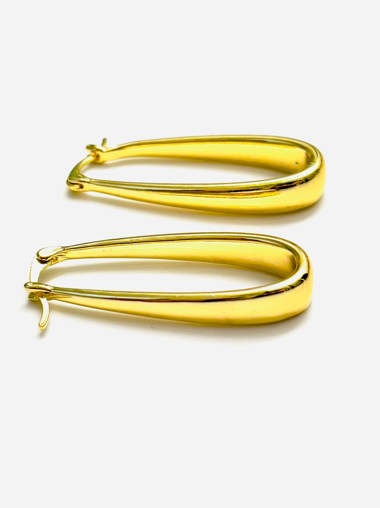 Liza 18K Gold Oval Hoops